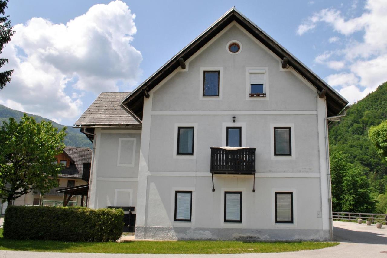 Riverside Village Apartment Bohinj Bagian luar foto